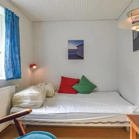 Tatil Evi Four-bedroom In Fårevejle